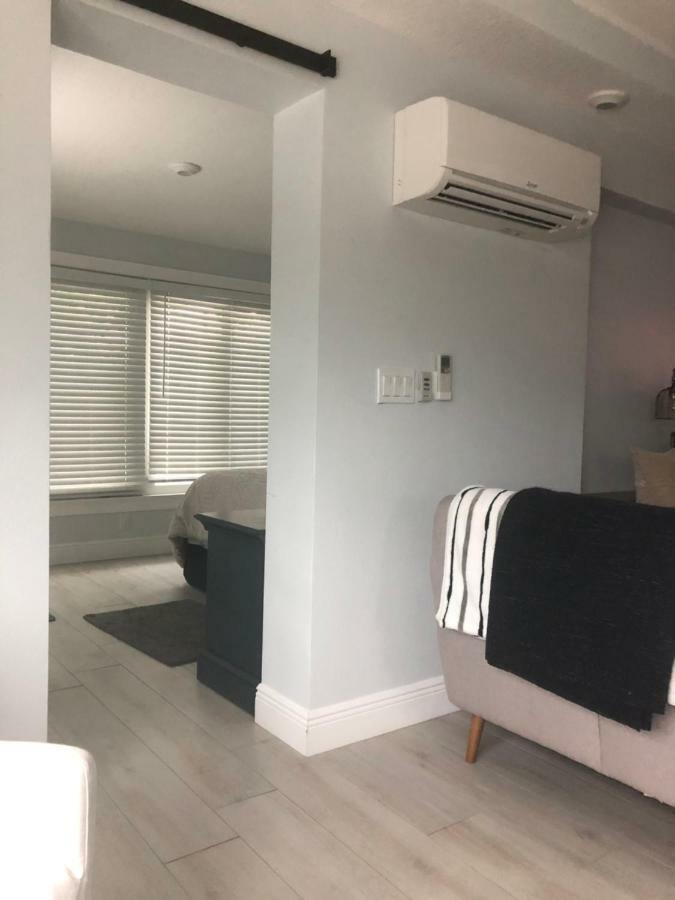 Tides Inn On The Bay Vacation Homes เบรเดนทันบีช ภายนอก รูปภาพ